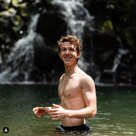 Ethan has 2.1 million followers on his Instagram.